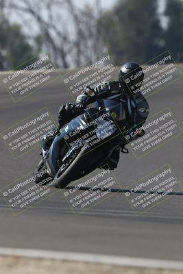 media/Nov-01-2025-TrackDaz (Sat) [[2b4d5192bc]]/C Group/1240pm (Turn 2 Outside)/